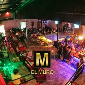El Muro- Night Club